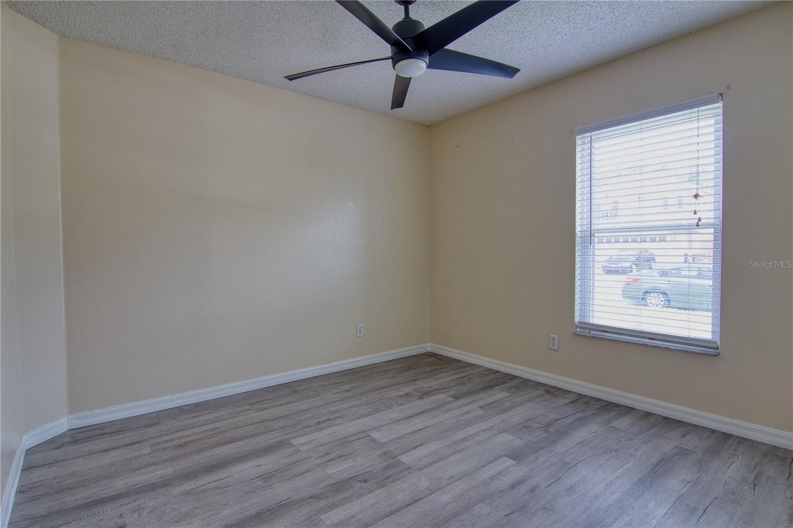 Image 6 of 21 For 16829 Gold Star Court