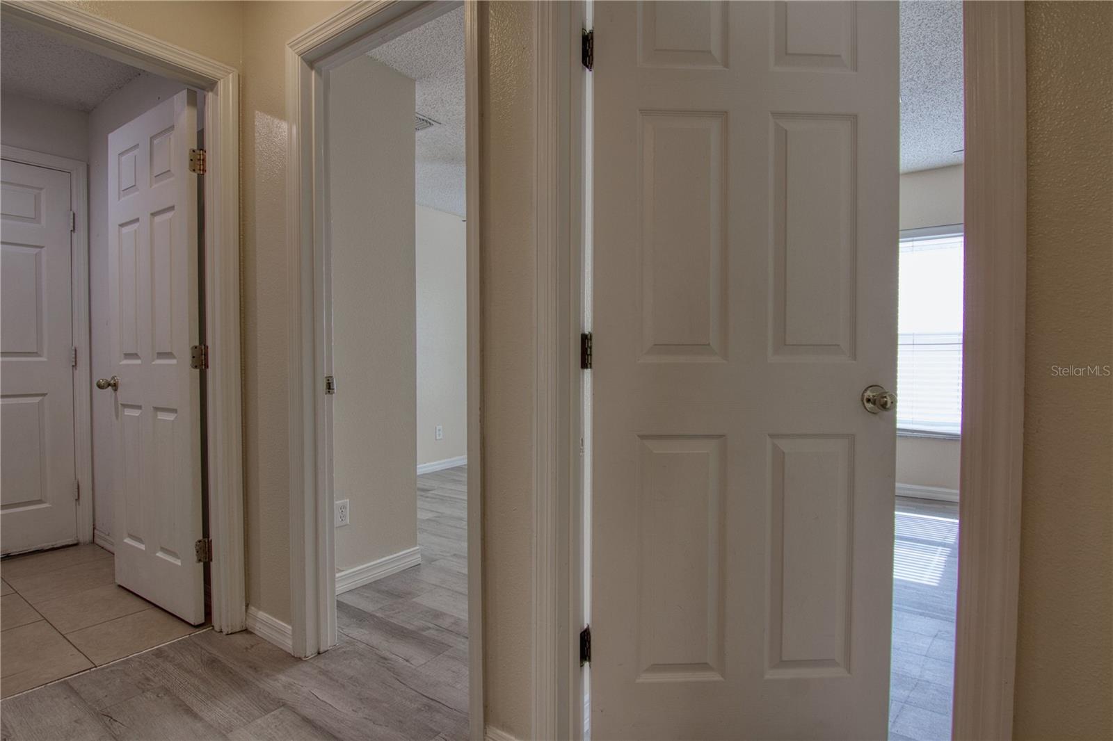 Image 9 of 21 For 16829 Gold Star Court