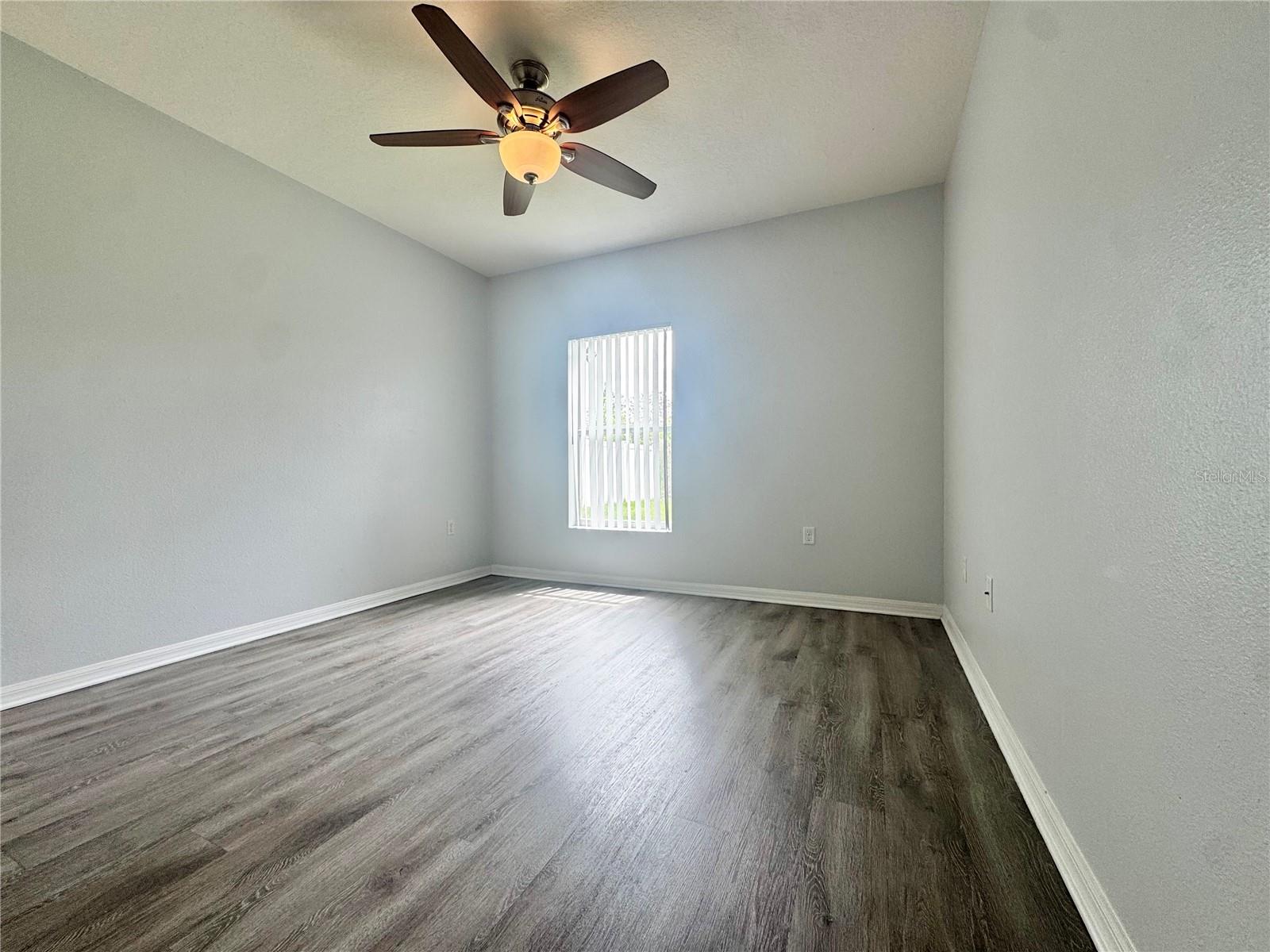 Image 10 of 15 For 3169 Queen Alexandria Drive