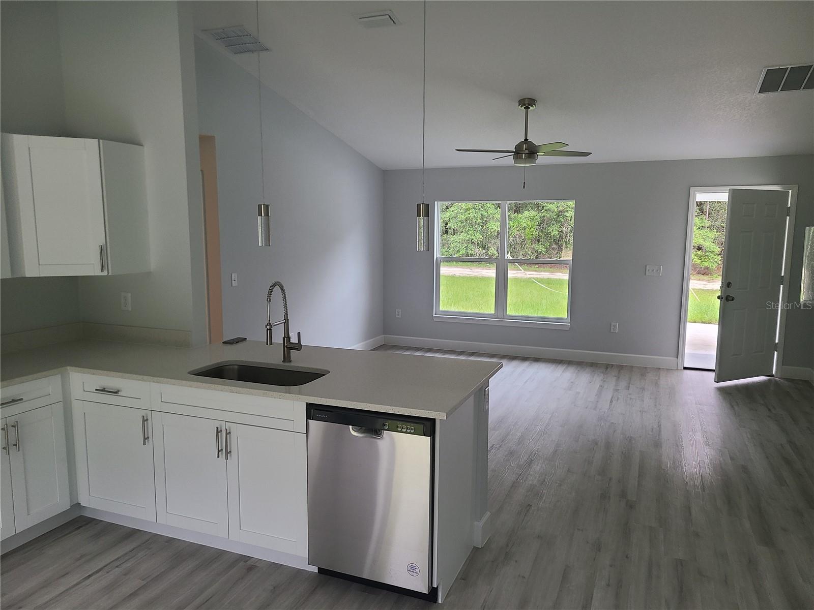 Image 10 of 21 For 4333 157th Terrace