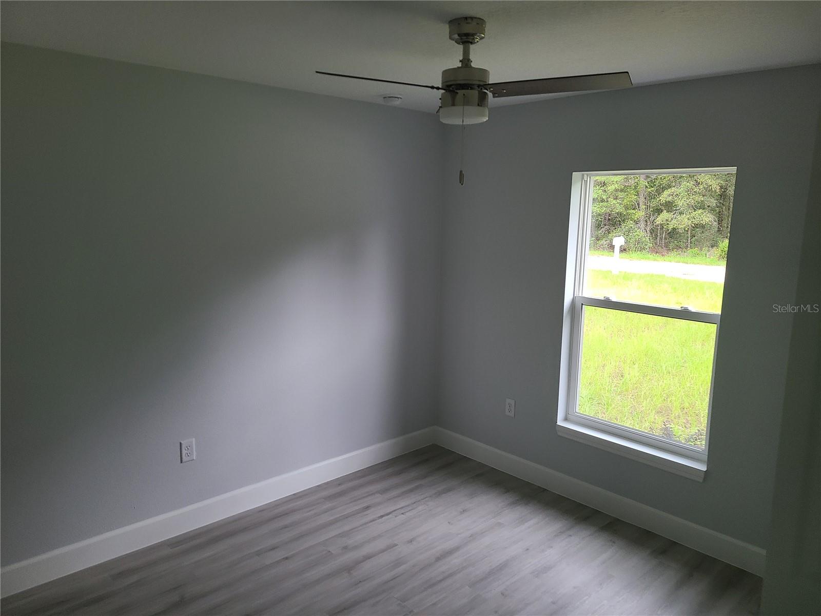 Image 14 of 21 For 4333 157th Terrace
