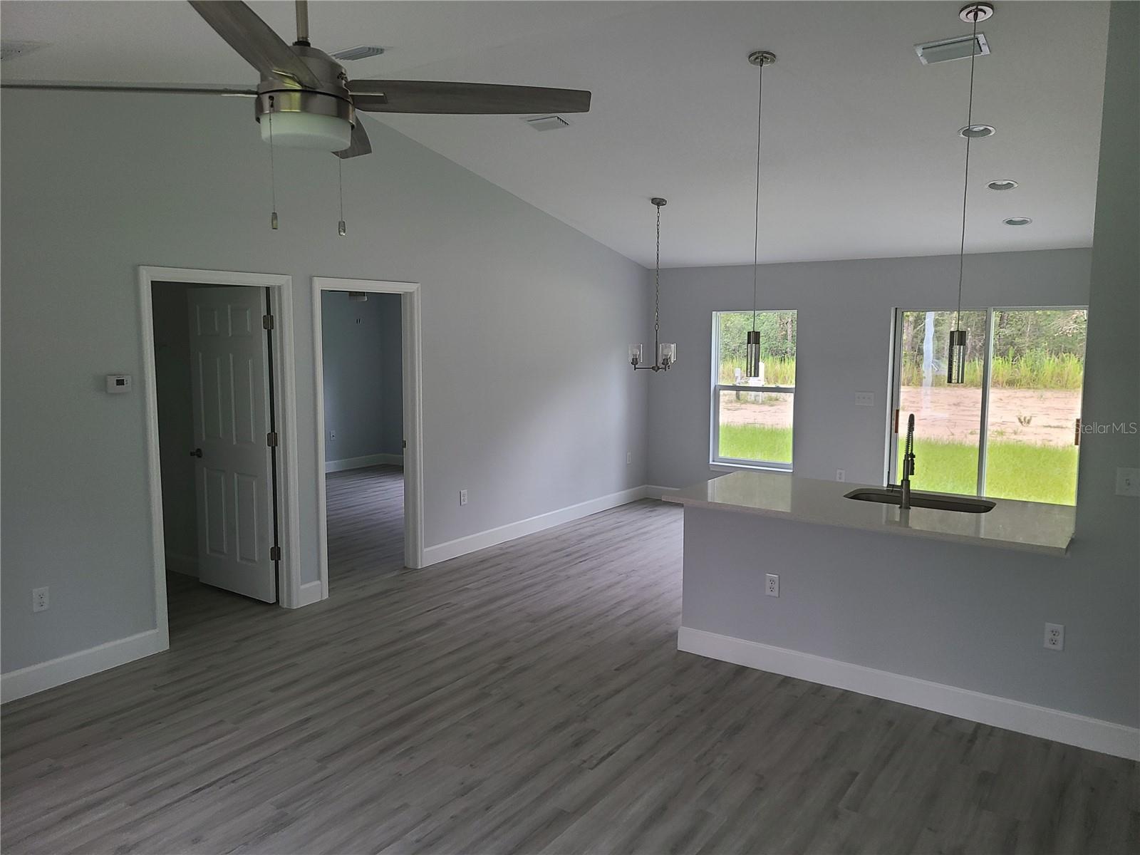 Image 6 of 21 For 4333 157th Terrace