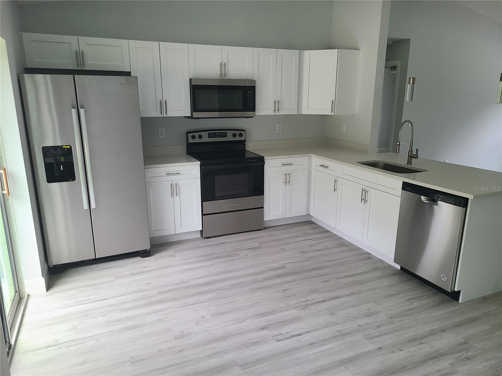 Image 8 of 21 For 4333 157th Terrace