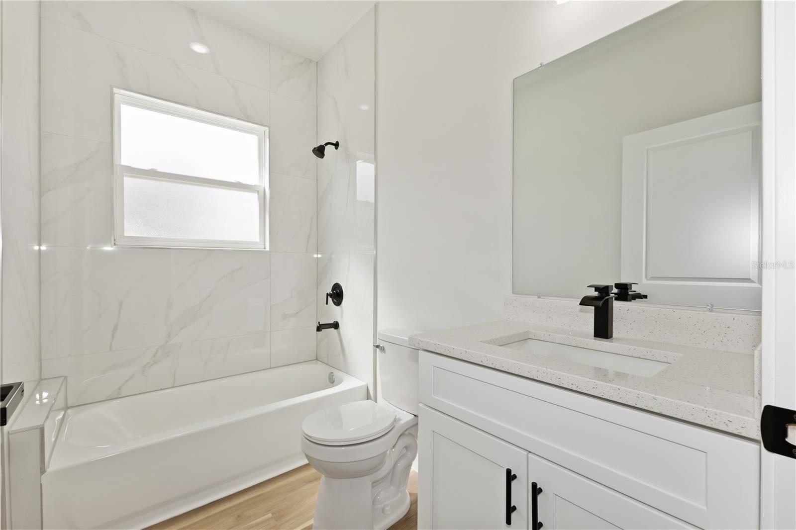 Image 17 of 27 For 706 Marion Oaks Manor