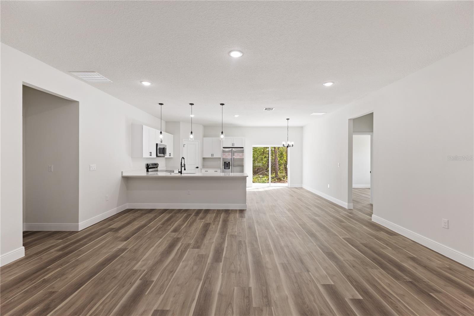 Image 2 of 27 For 706 Marion Oaks Manor