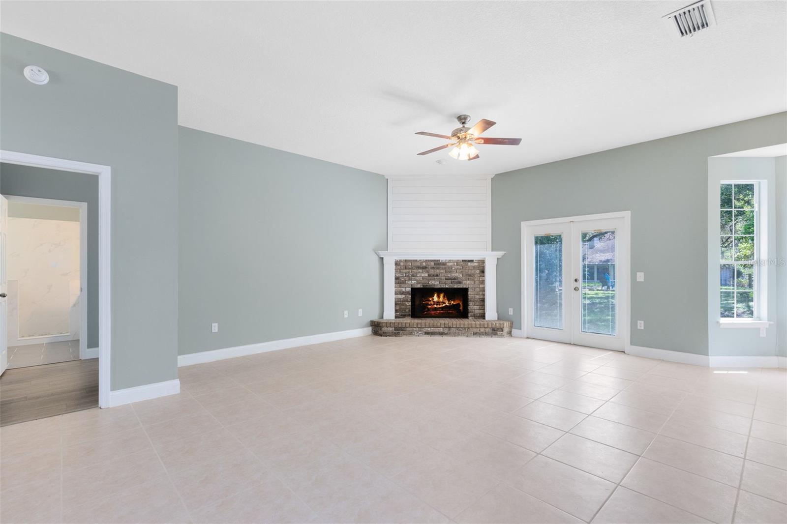 Image 17 of 35 For 13018 Sunset Terrace