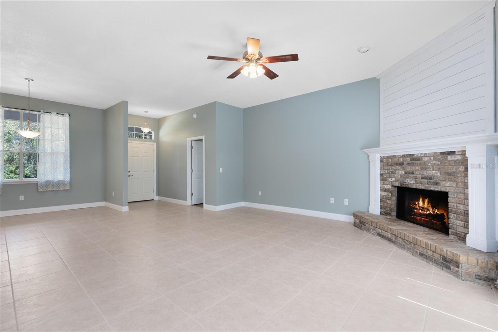 Image 21 of 35 For 13018 Sunset Terrace