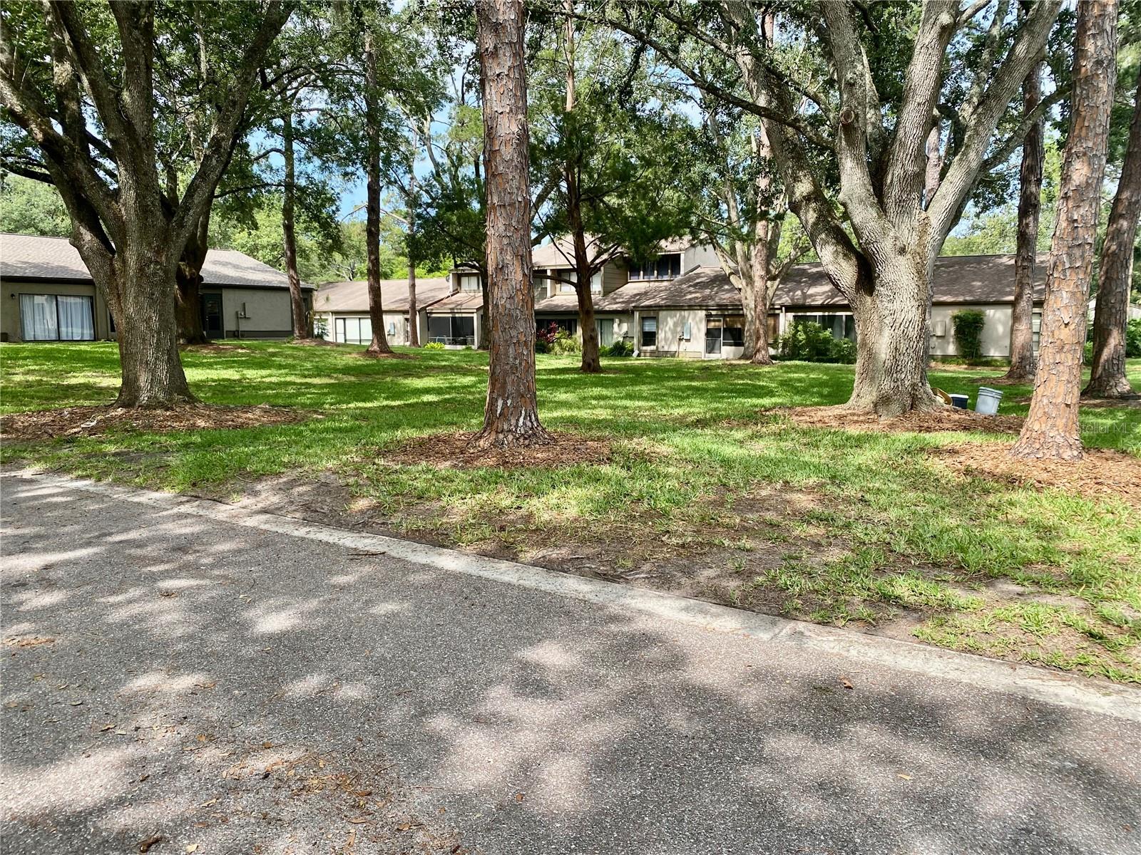 Image 19 of 27 For 1110 Woodbine Street