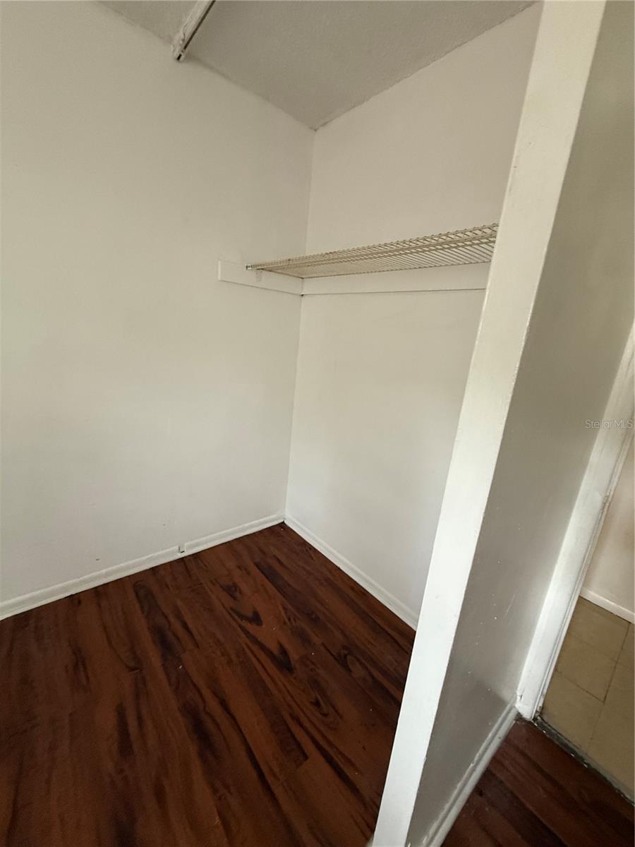 Image 6 of 11 For 914 8th Avenue 14