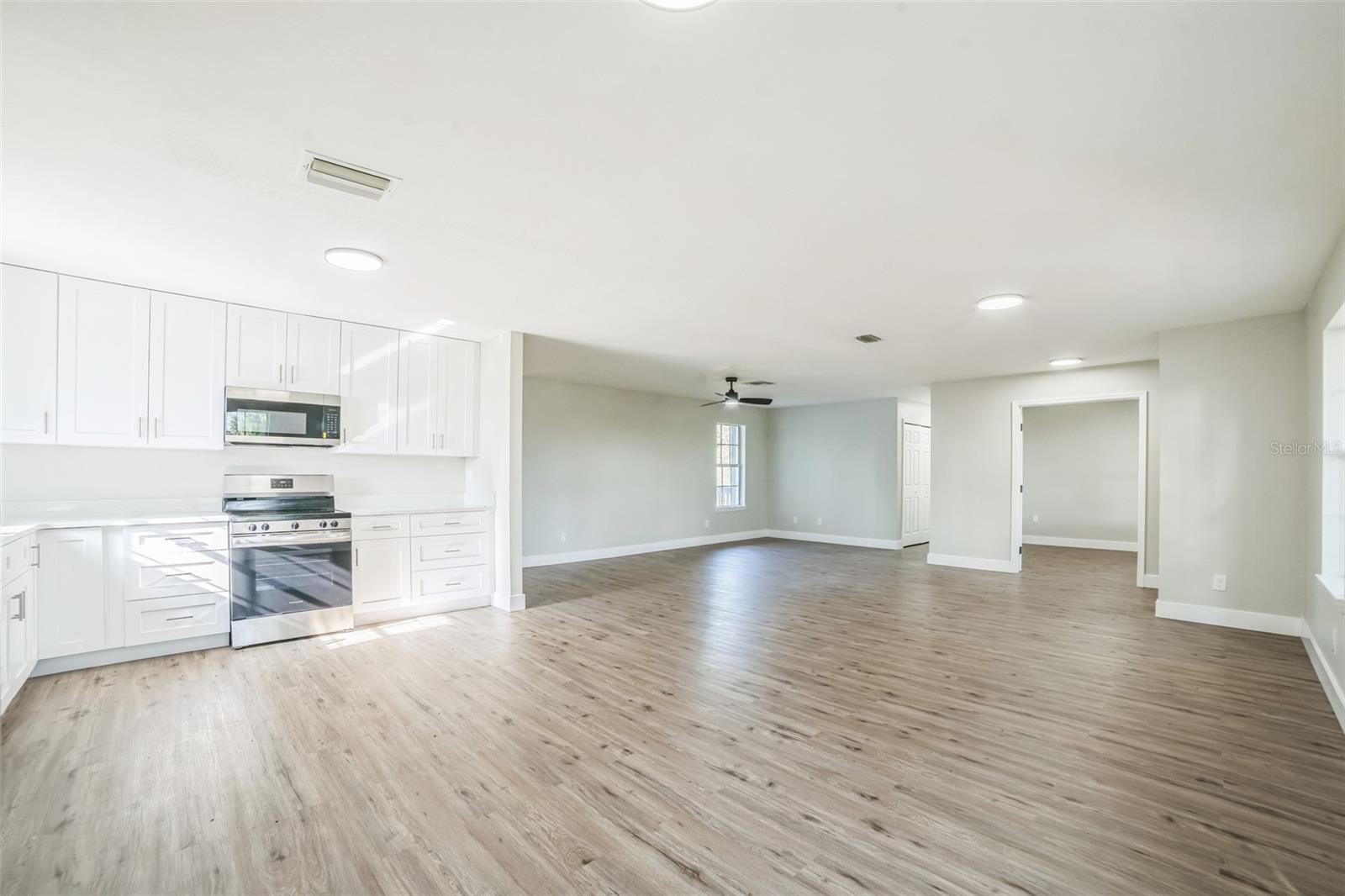 Image 11 of 28 For 19786 282nd Street