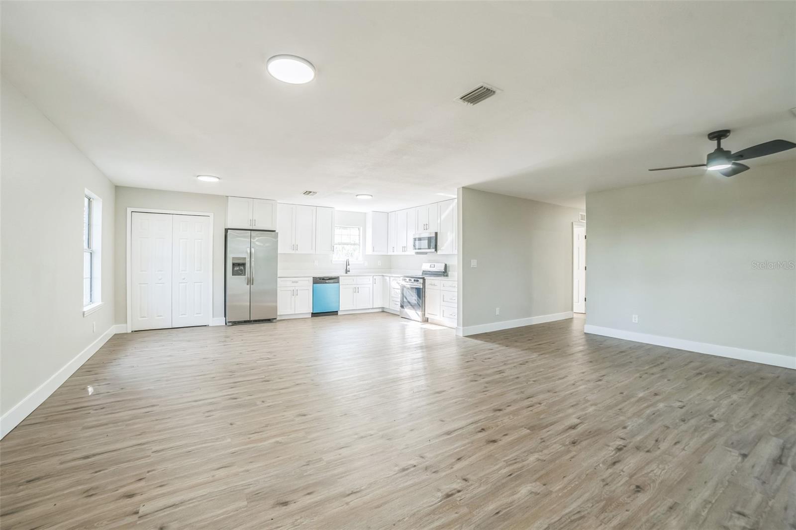 Image 4 of 28 For 19786 282nd Street