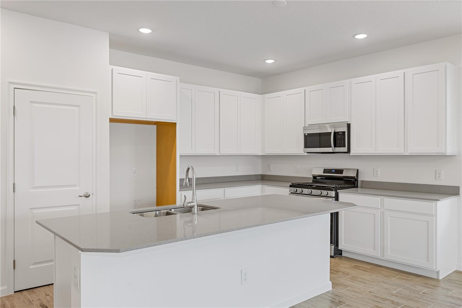 Image 3 of 15 For 2292 Sirena Lane
