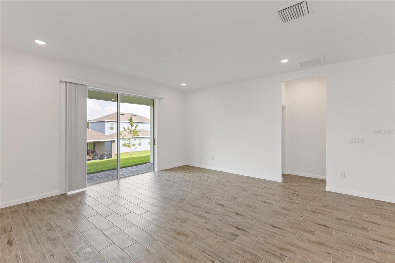 Image 6 of 15 For 2292 Sirena Lane