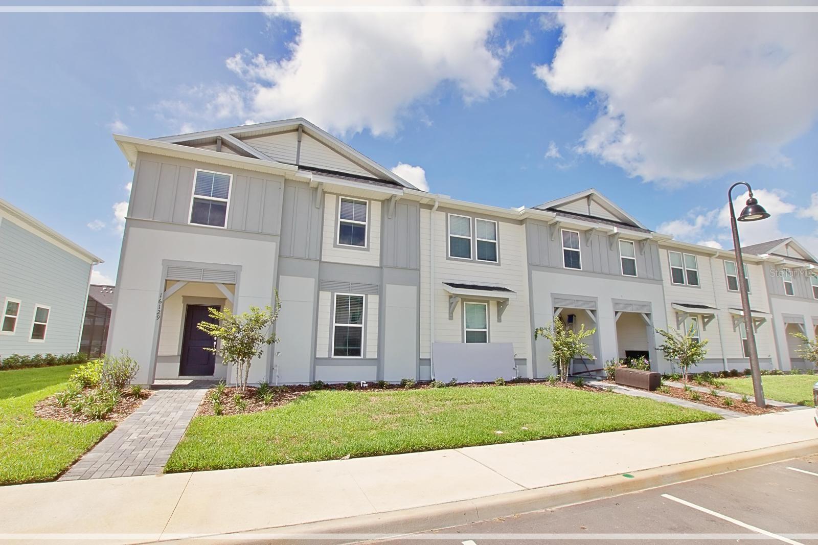 Image 3 of 40 For 16129 Palm Frond Avenue