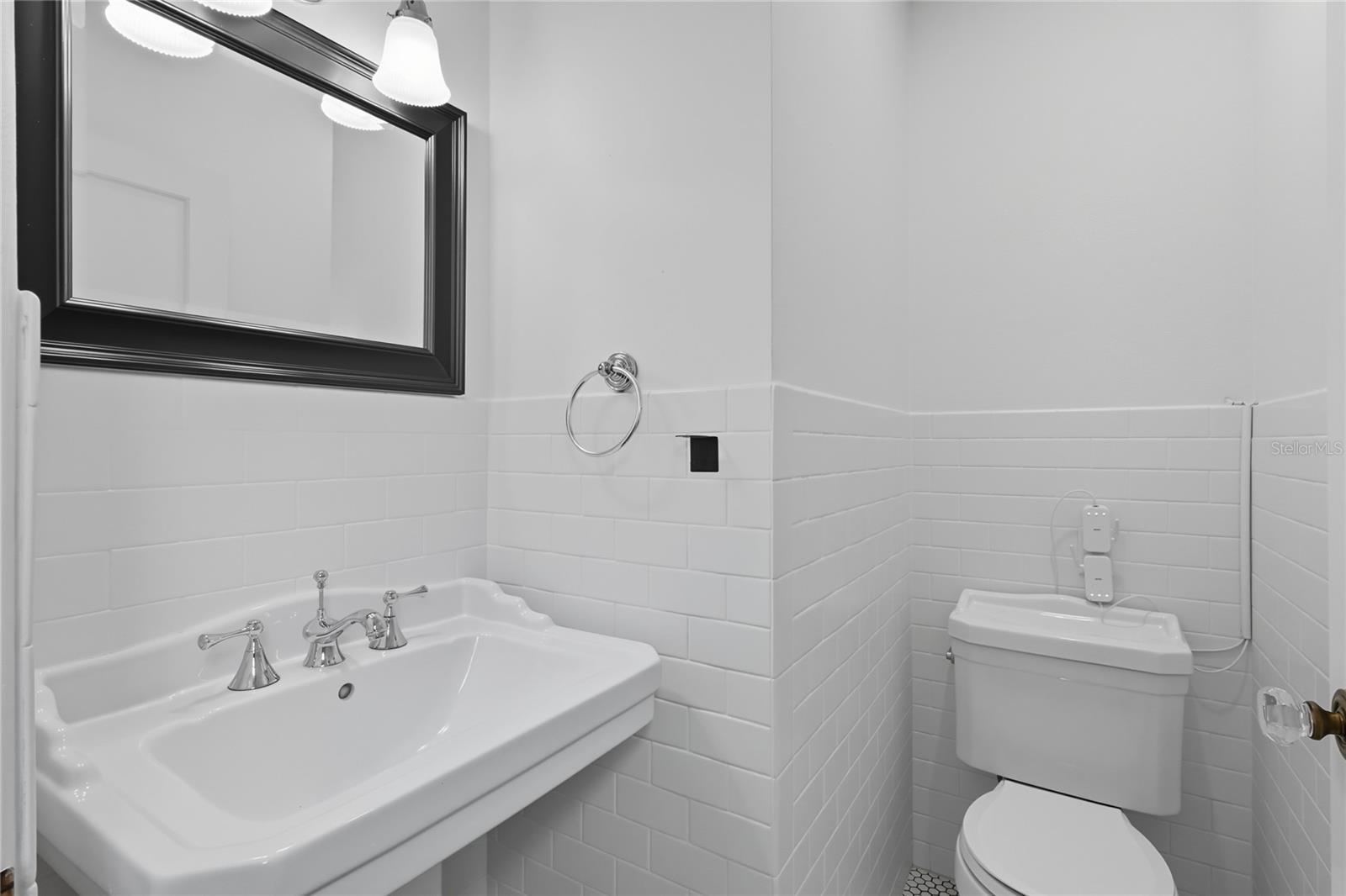 Image 36 of 41 For 2227 Howard Drive