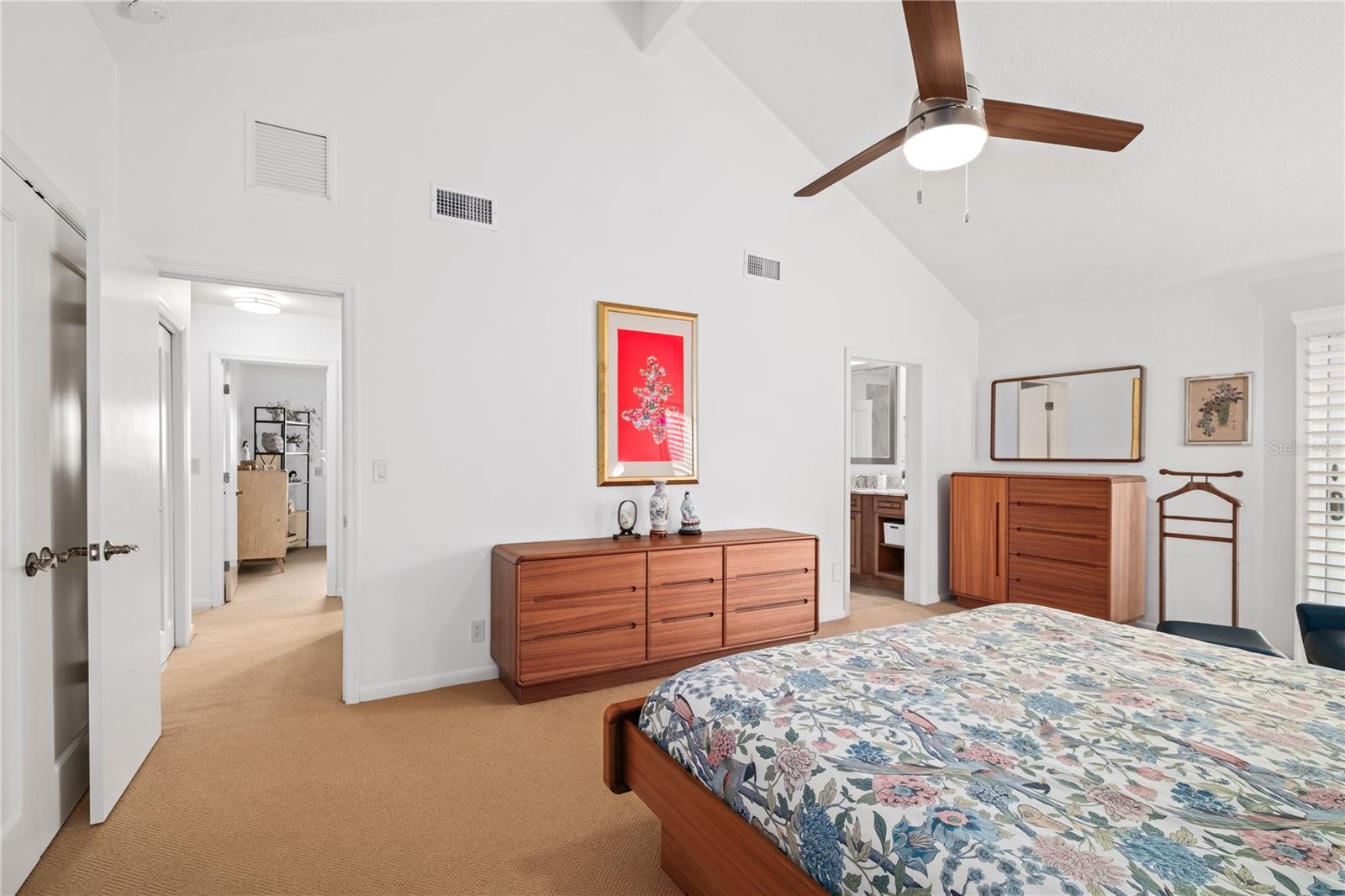 Image 28 of 53 For 2124 Companero Avenue