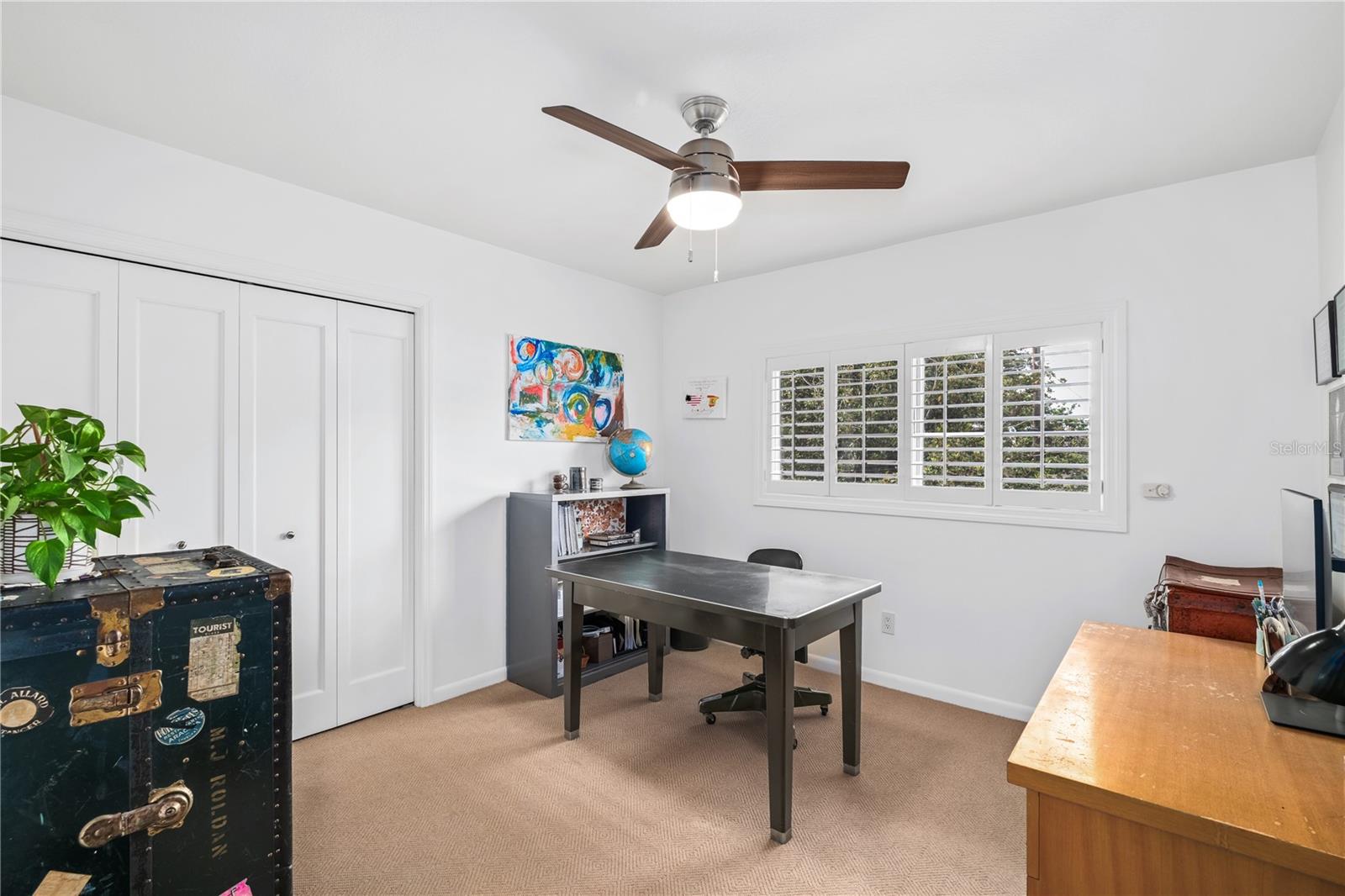 Image 34 of 53 For 2124 Companero Avenue