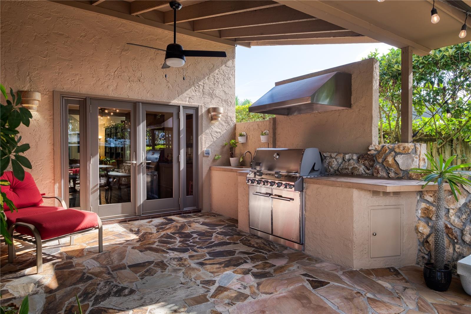 Image 38 of 53 For 2124 Companero Avenue