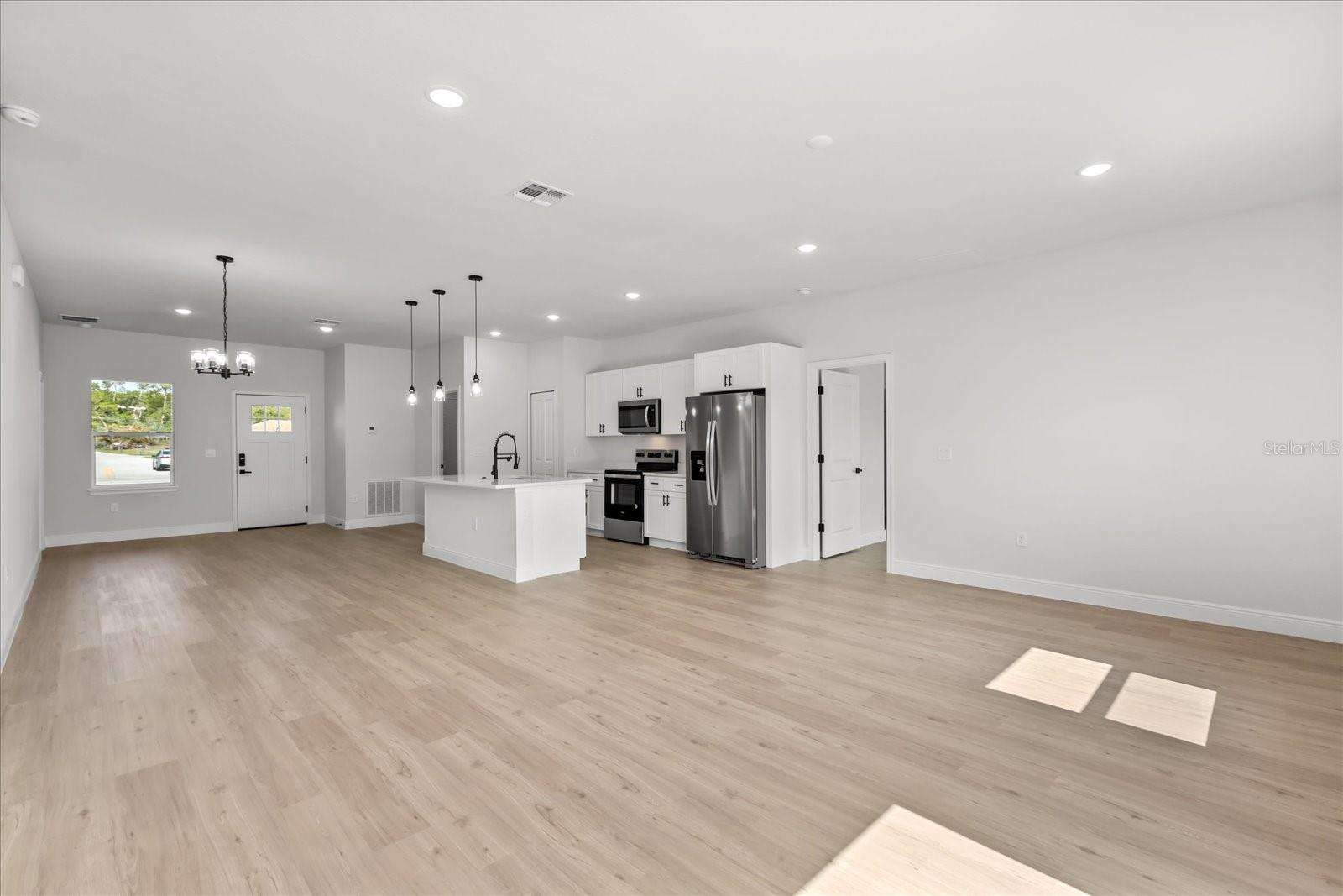 Image 10 of 35 For 14915 39th Circle