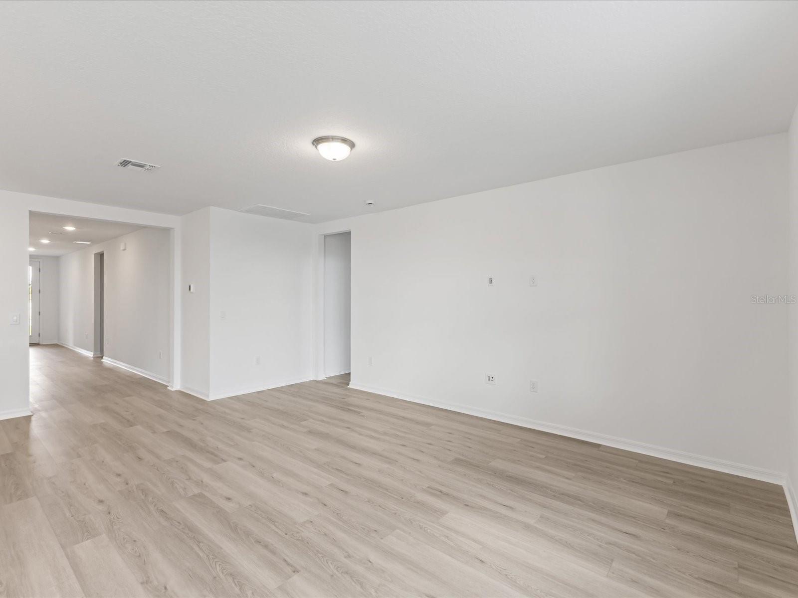 Image 11 of 28 For 1345 Griffon Avenue