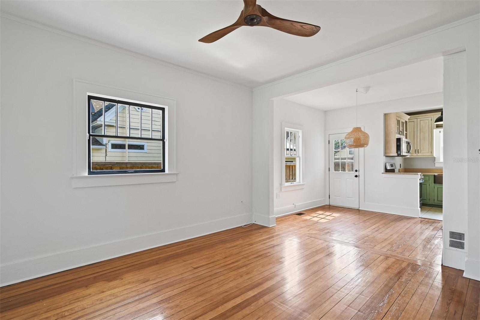 Image 15 of 18 For 315 Prescott Street