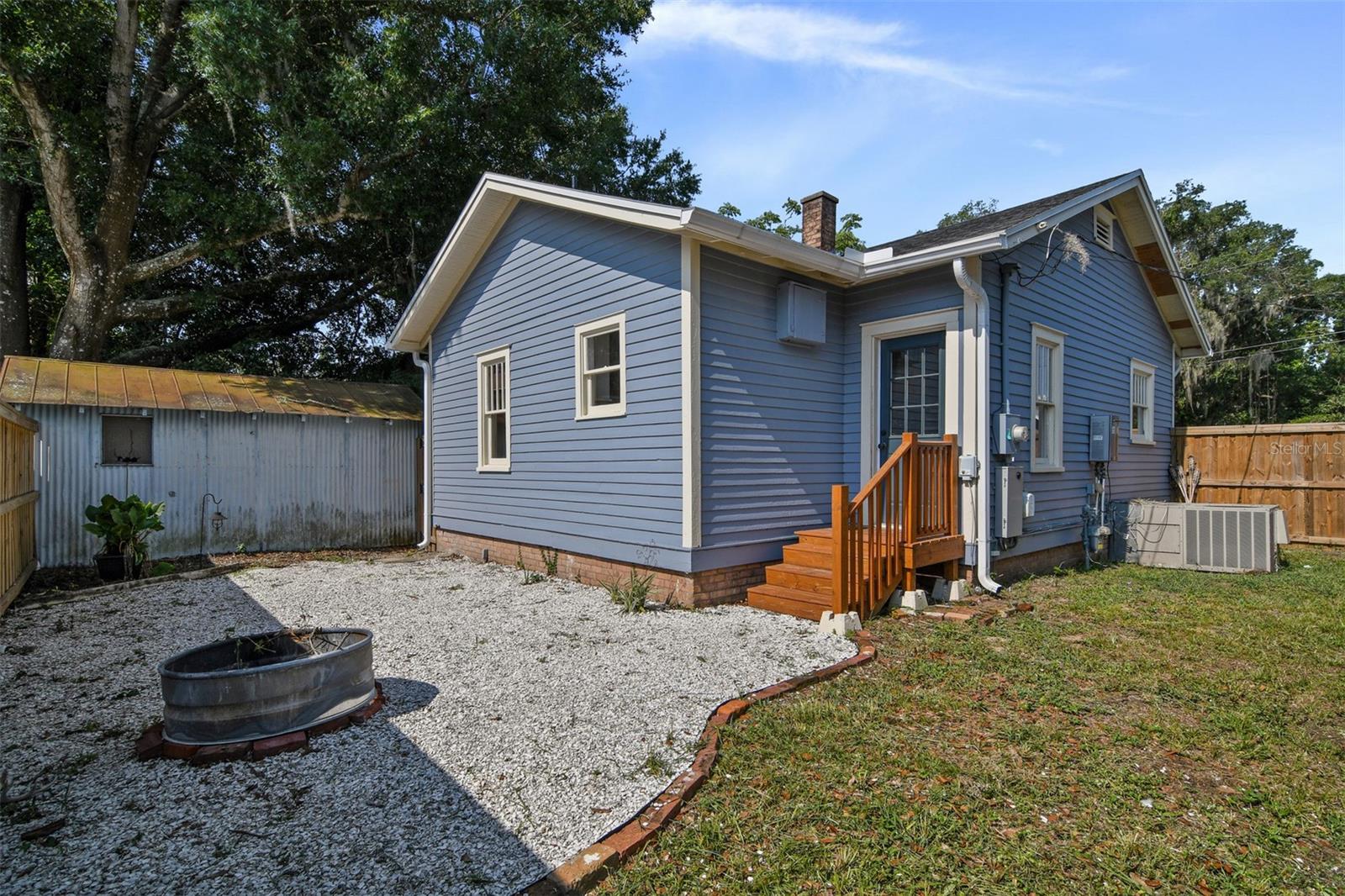 Image 18 of 18 For 315 Prescott Street