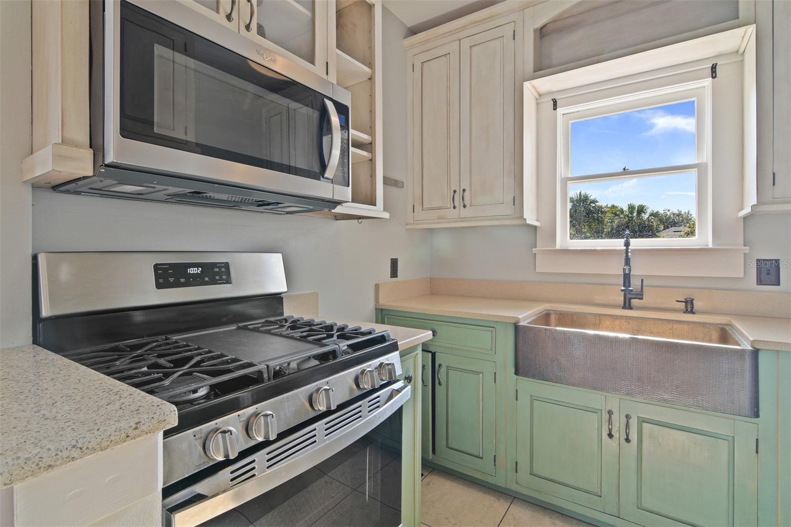 Image 6 of 18 For 315 Prescott Street