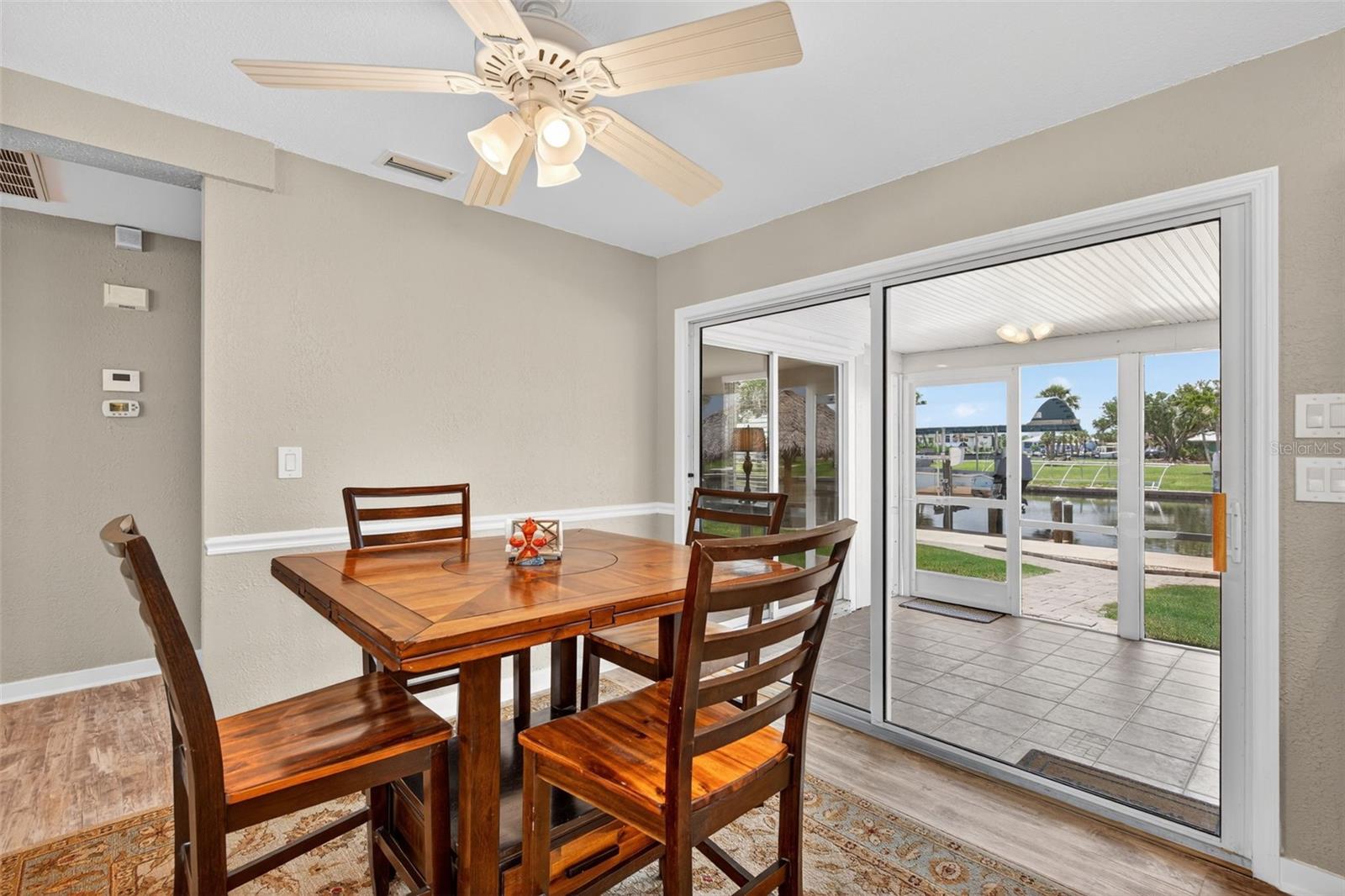 Image 13 of 52 For 24277 Treasure Island Boulevard