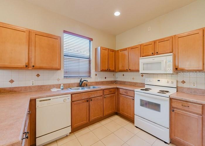 Image 13 of 23 For 223 Monterey Street