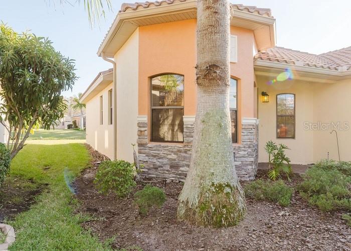 Image 3 of 23 For 223 Monterey Street