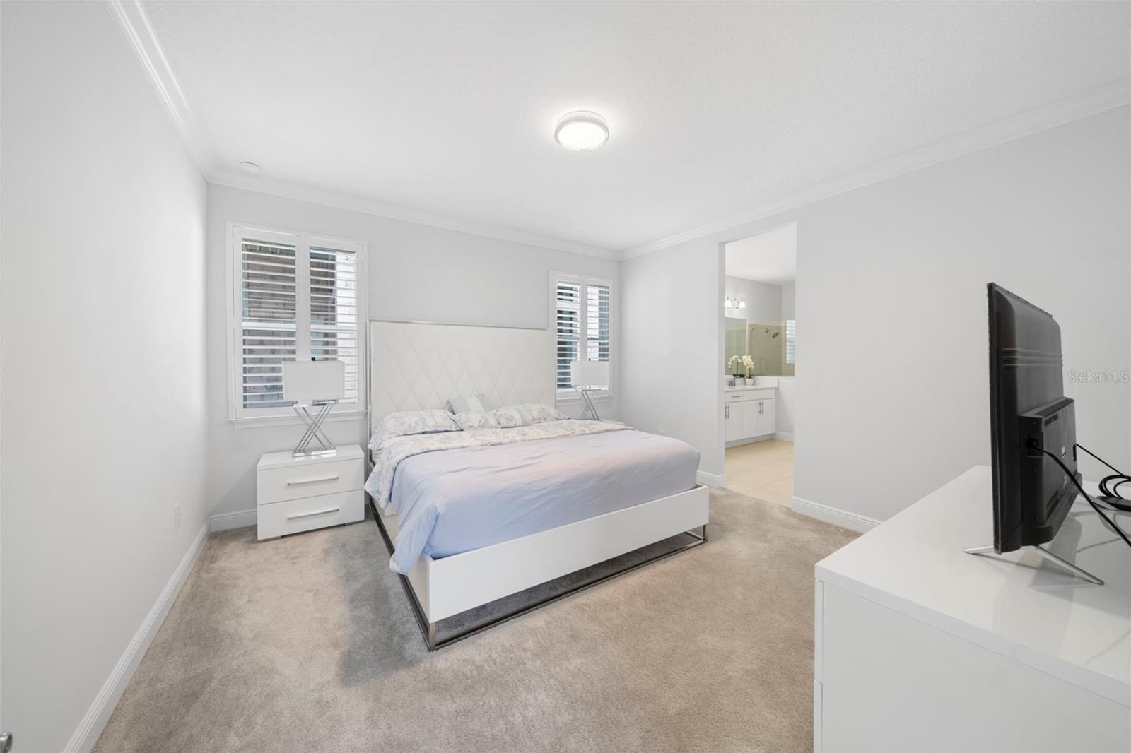 Image 16 of 31 For 28761 Sweet Persimmon Drive