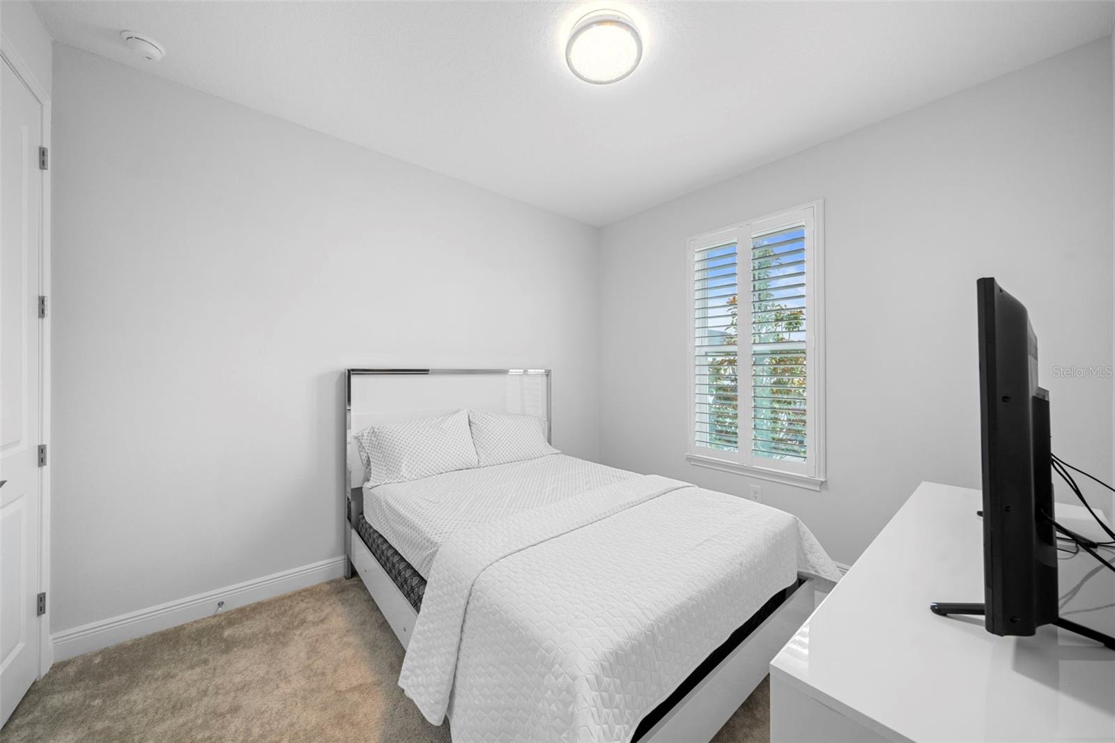 Image 19 of 31 For 28761 Sweet Persimmon Drive