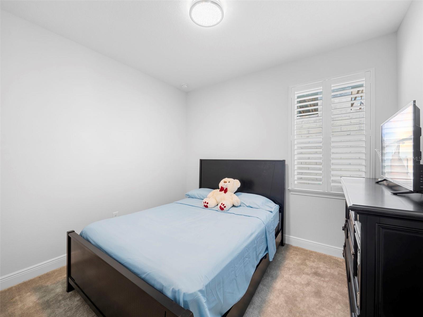Image 23 of 31 For 28761 Sweet Persimmon Drive
