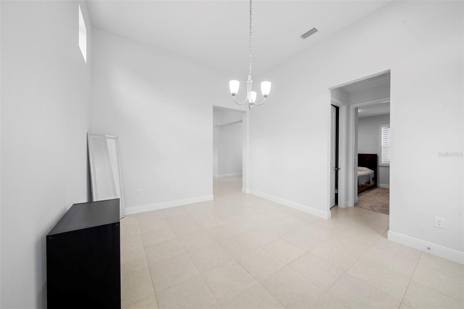 Image 7 of 31 For 28761 Sweet Persimmon Drive