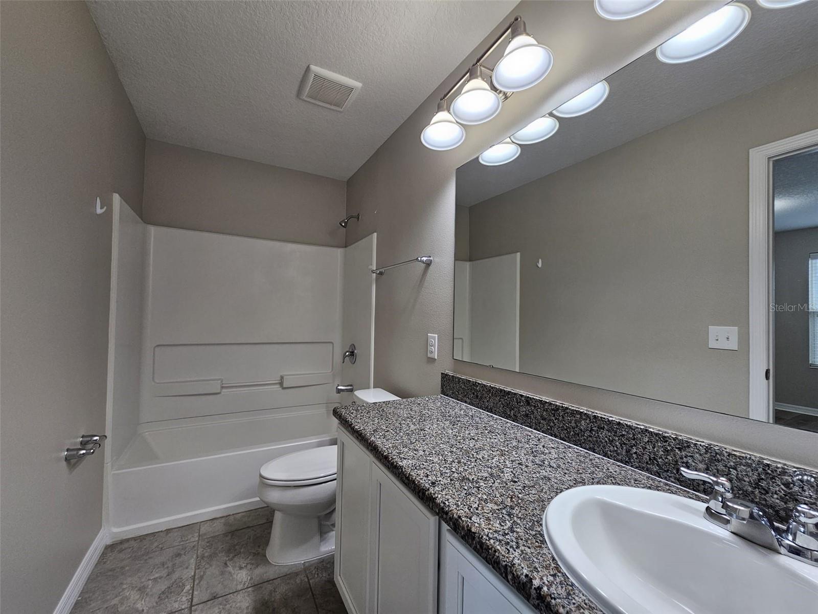 Image 17 of 27 For 5128 Crown Haven Drive