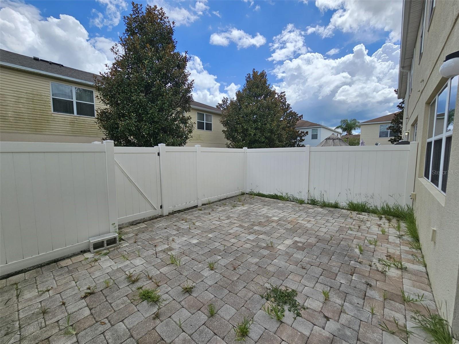 Image 24 of 27 For 5128 Crown Haven Drive