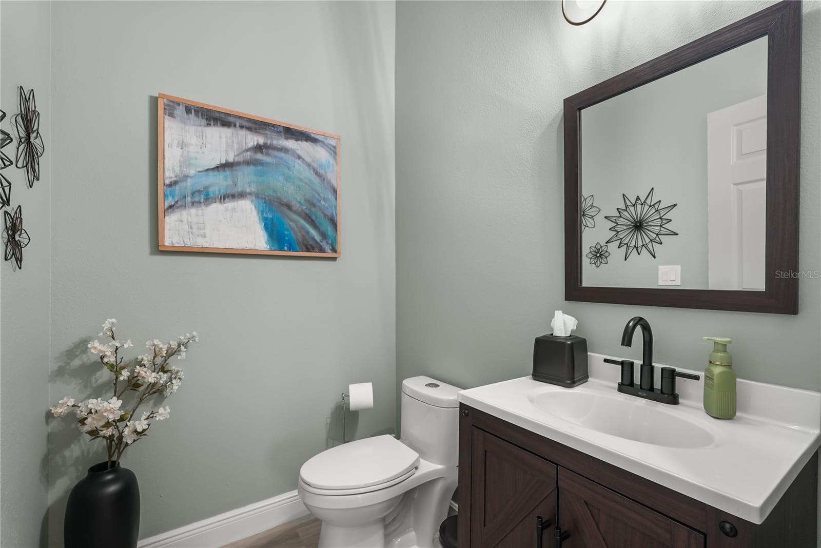 Image 28 of 47 For 6426 Montclair Bluff Lane