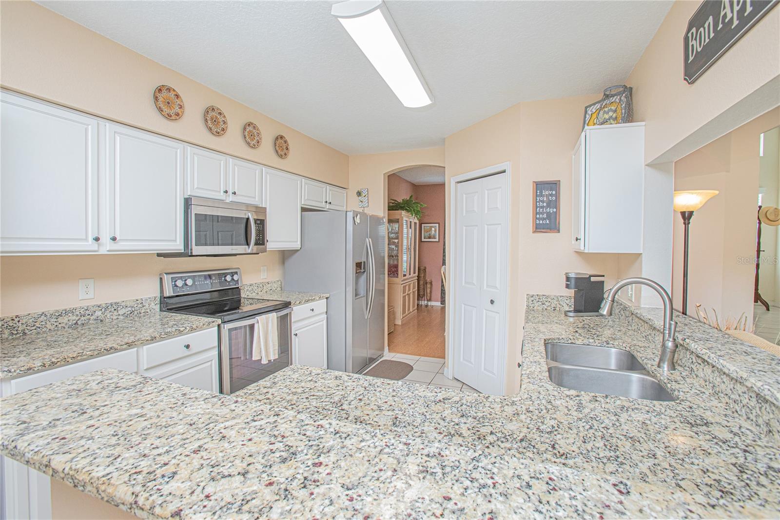 Image 17 of 33 For 3231 Furlong Way