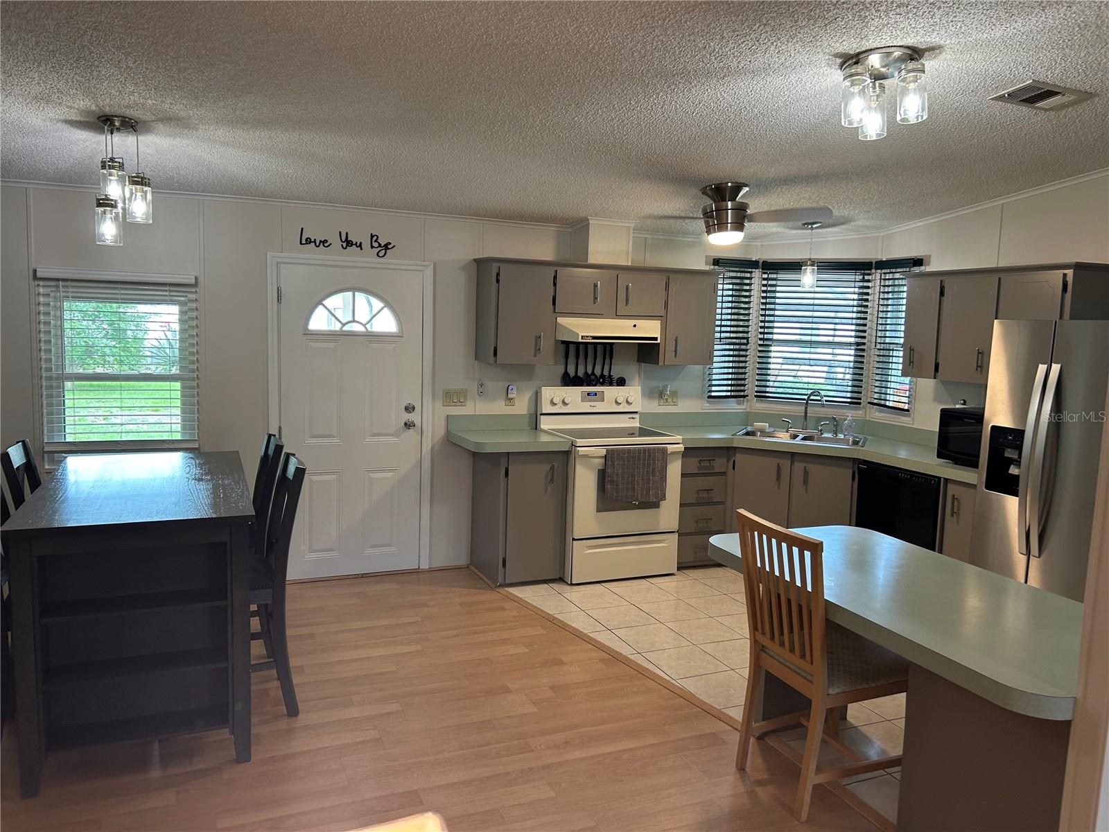 Image 3 of 18 For 125 Darlene Court
