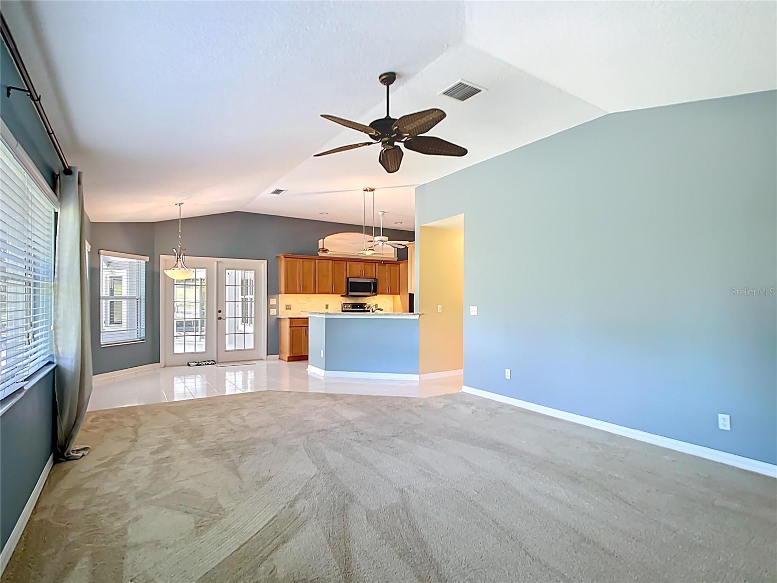 Image 16 of 41 For 5311 Saddleback Court