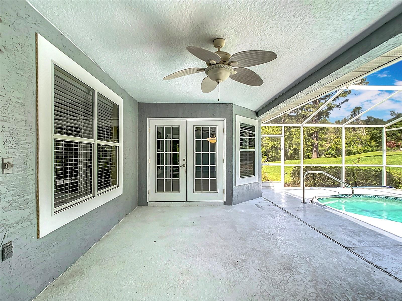 Image 29 of 41 For 5311 Saddleback Court
