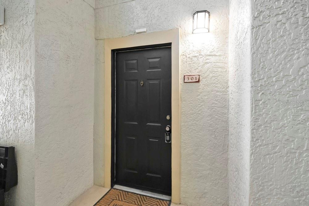Image 3 of 26 For 1321 Arbor Vista Loop 301