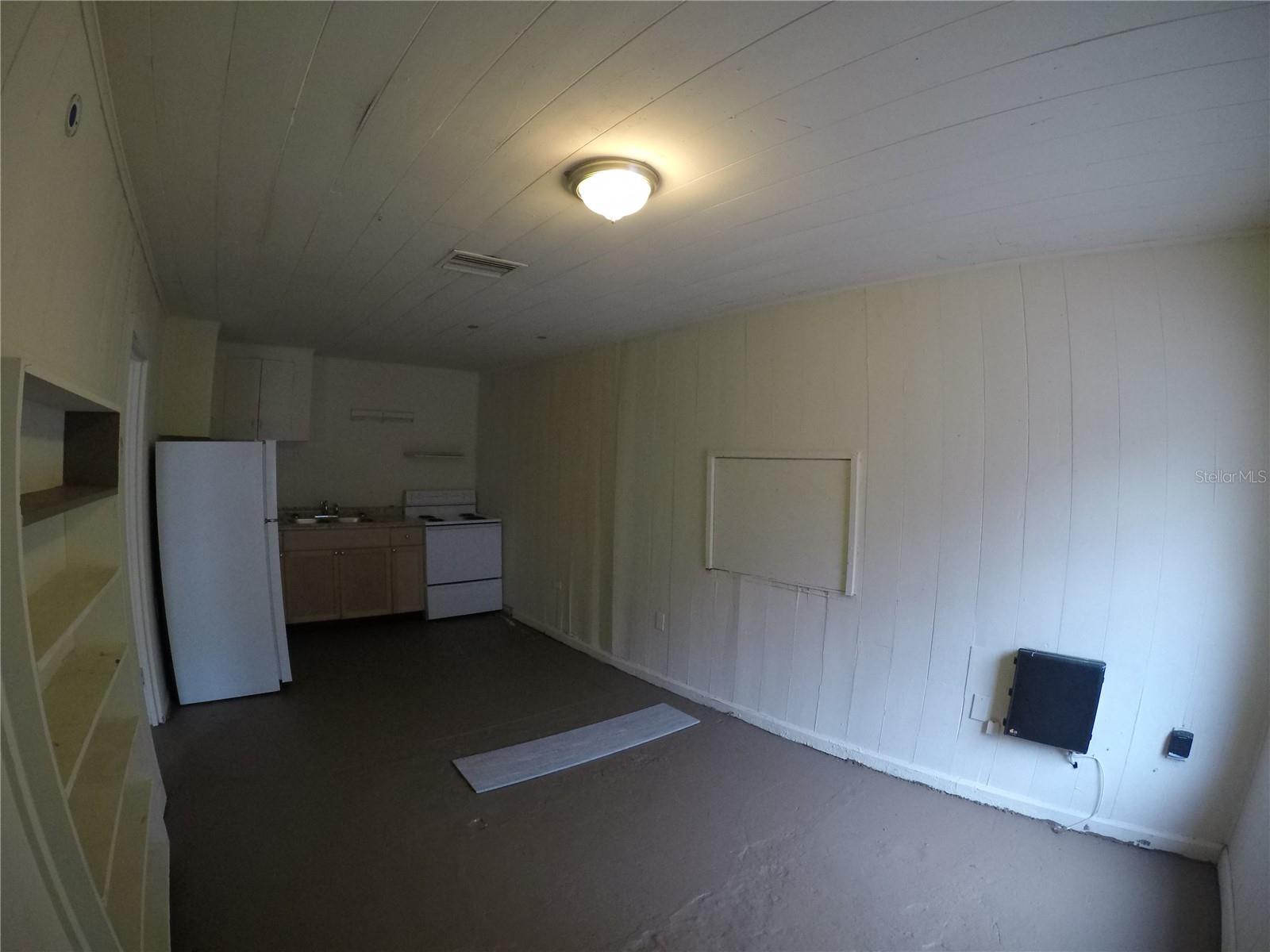 Image 4 of 8 For 505 Virginia Av
