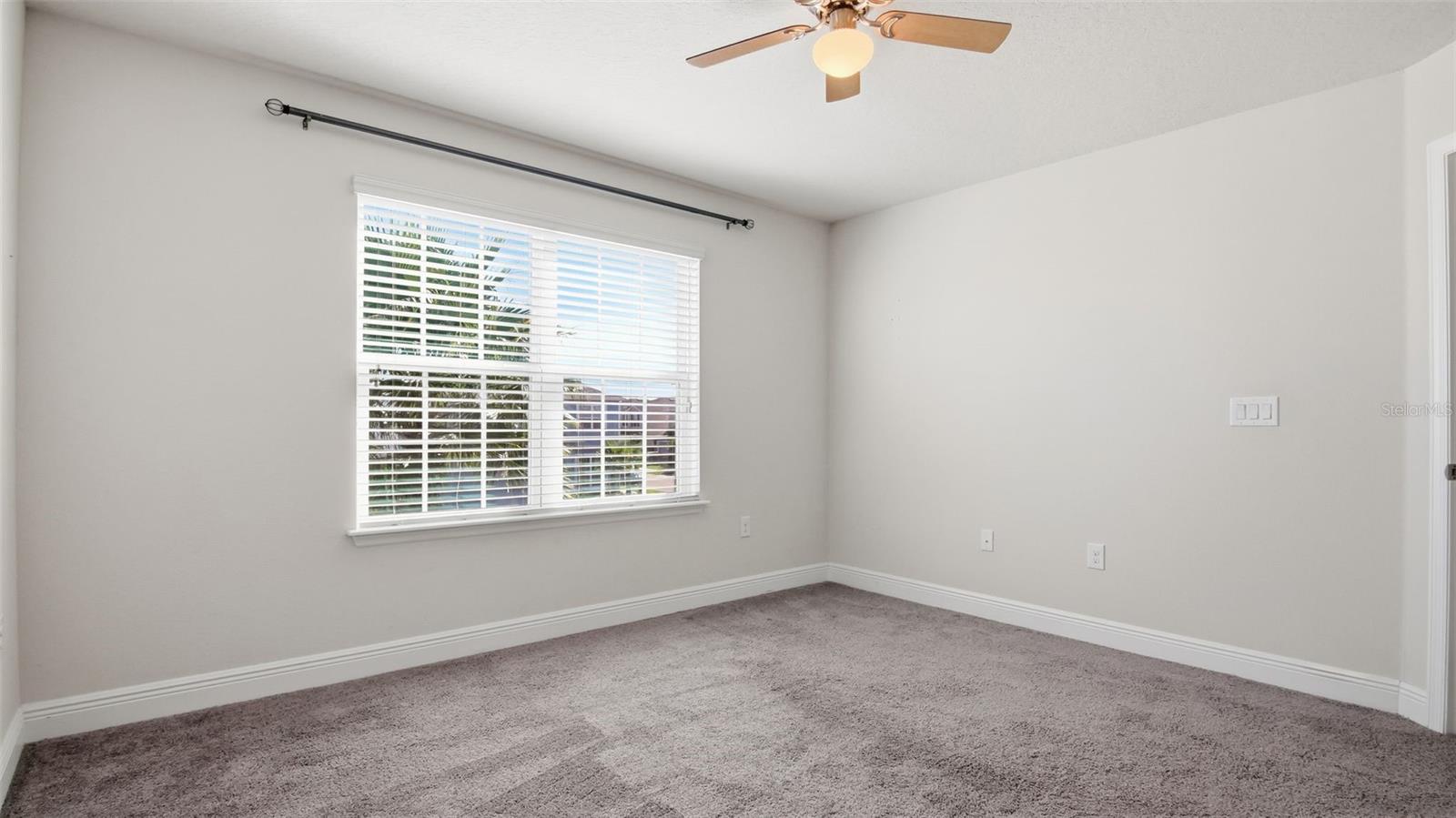 Image 31 of 44 For 17044 Goldcrest Loop