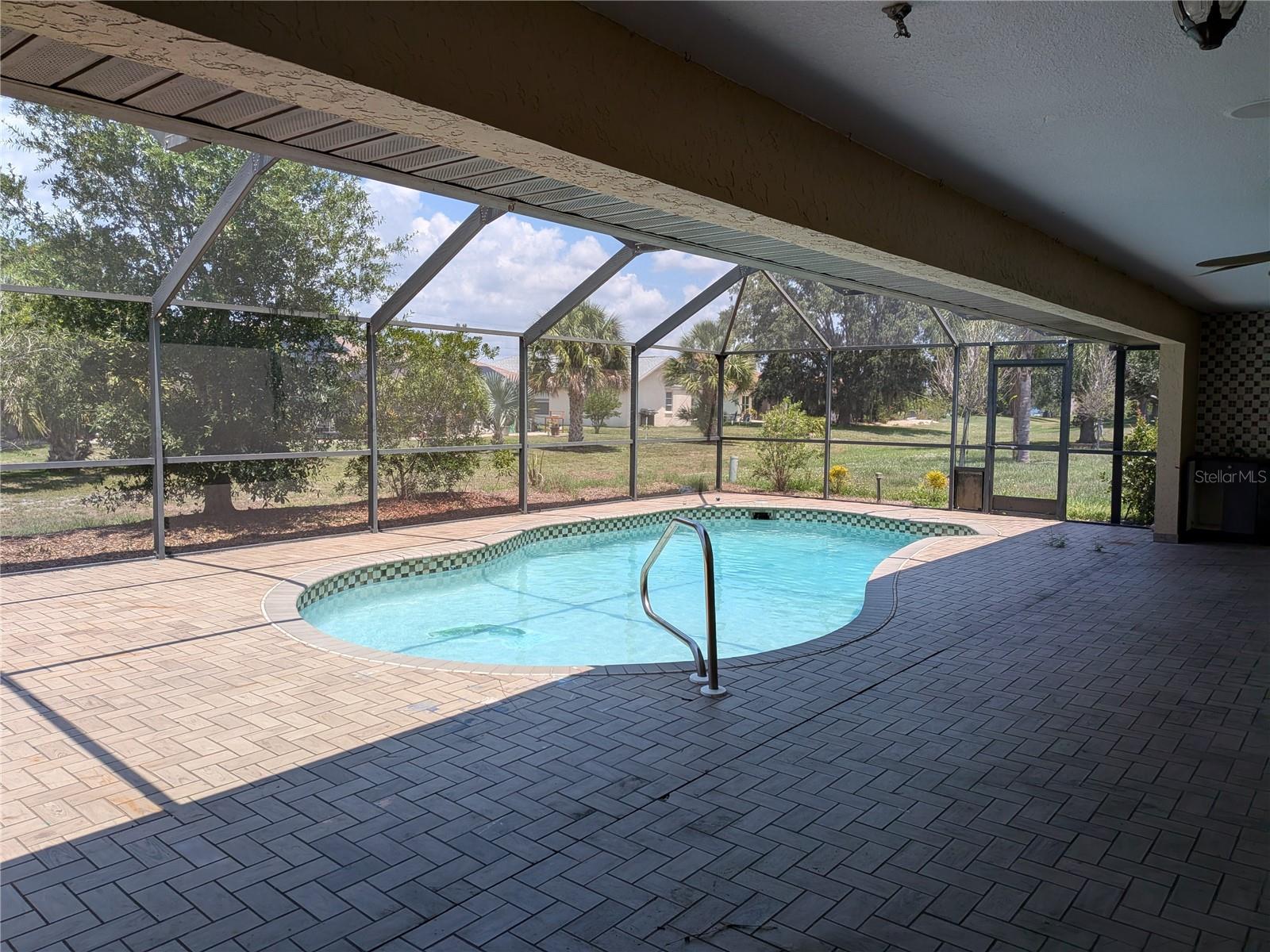 Image 15 of 39 For 141 Angol Street
