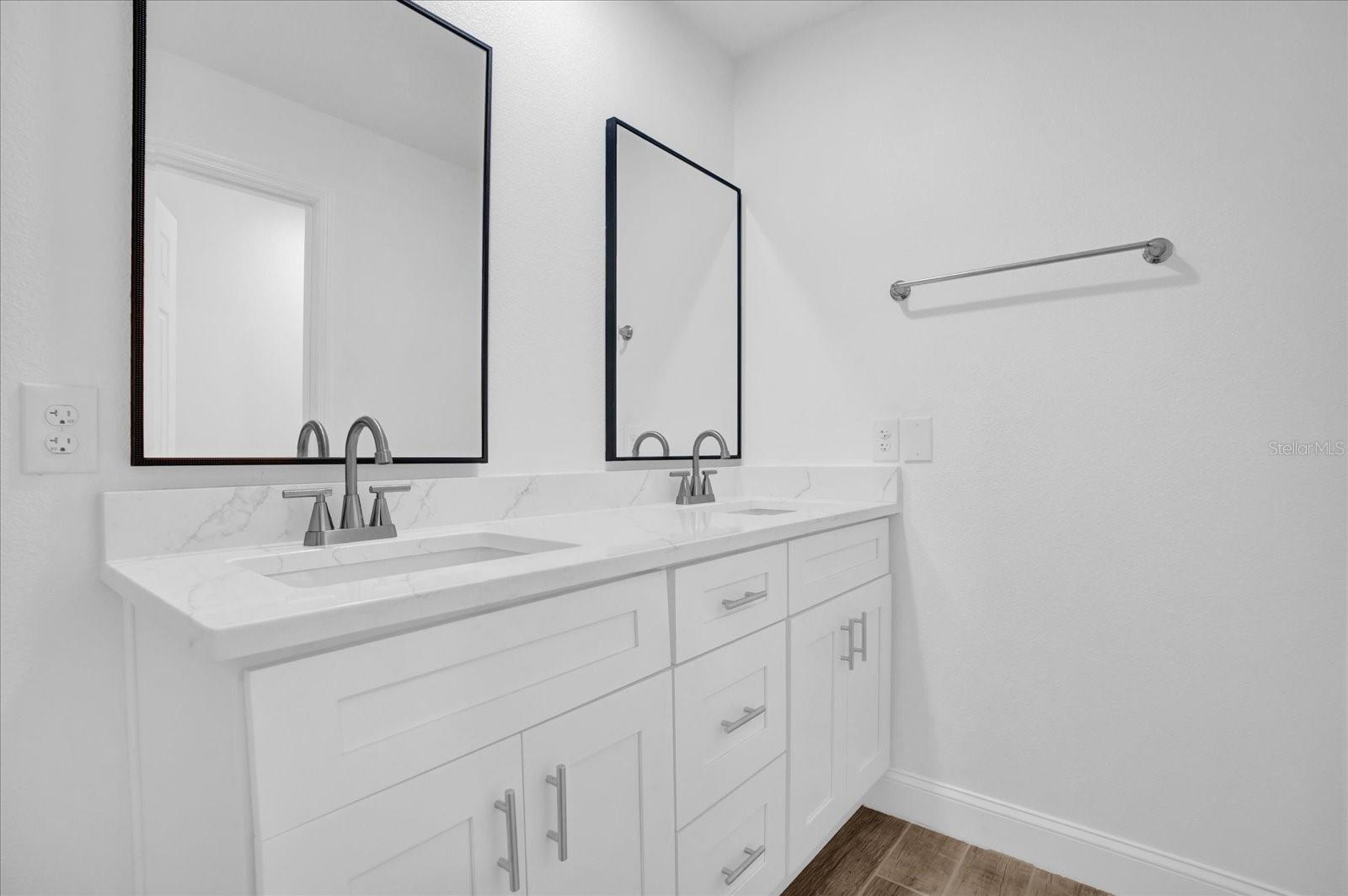 Image 11 of 28 For 300 Cherokee Avenue