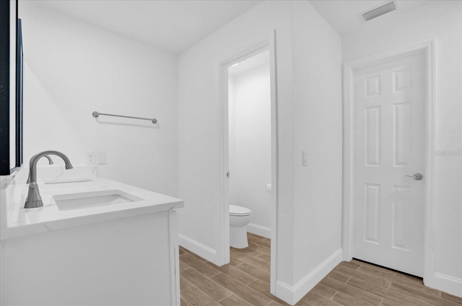 Image 13 of 28 For 300 Cherokee Avenue