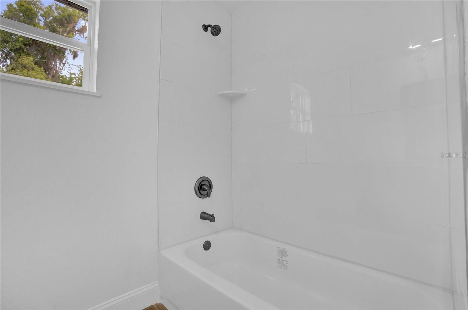 Image 18 of 28 For 300 Cherokee Avenue