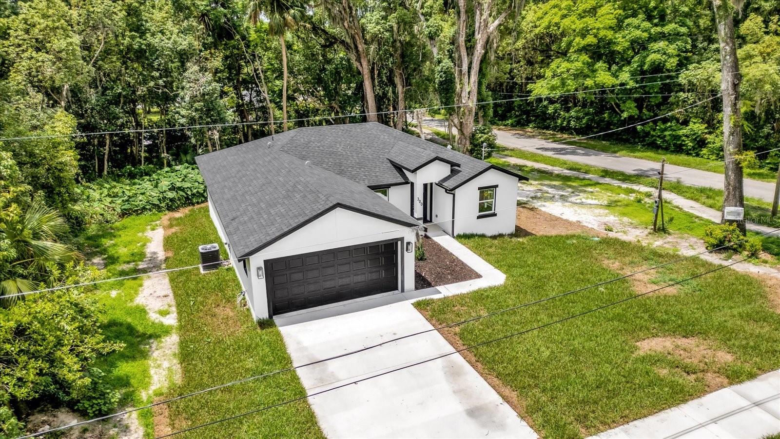 Image 24 of 28 For 300 Cherokee Avenue