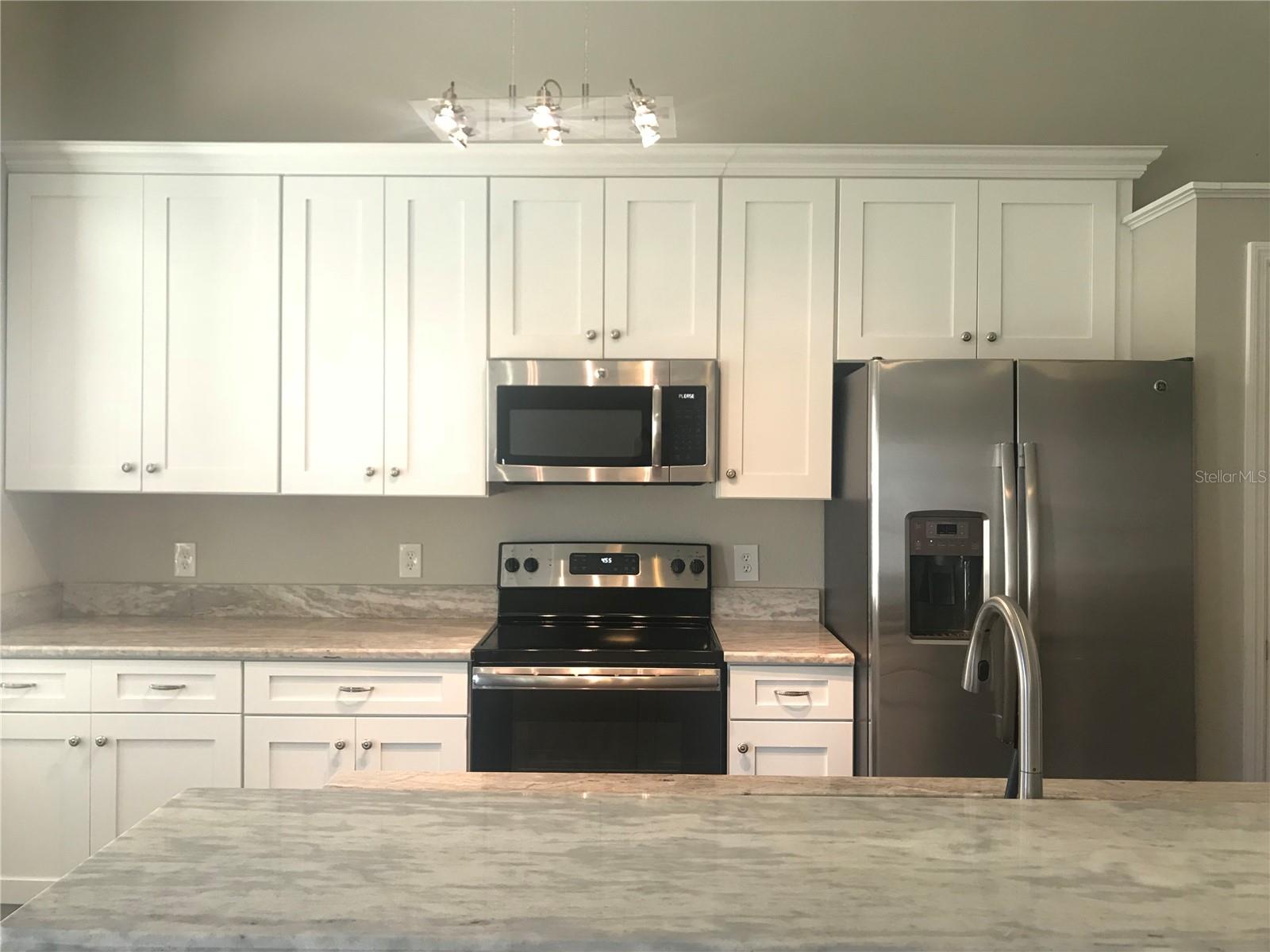Image 11 of 49 For 10969 Norcross Circle